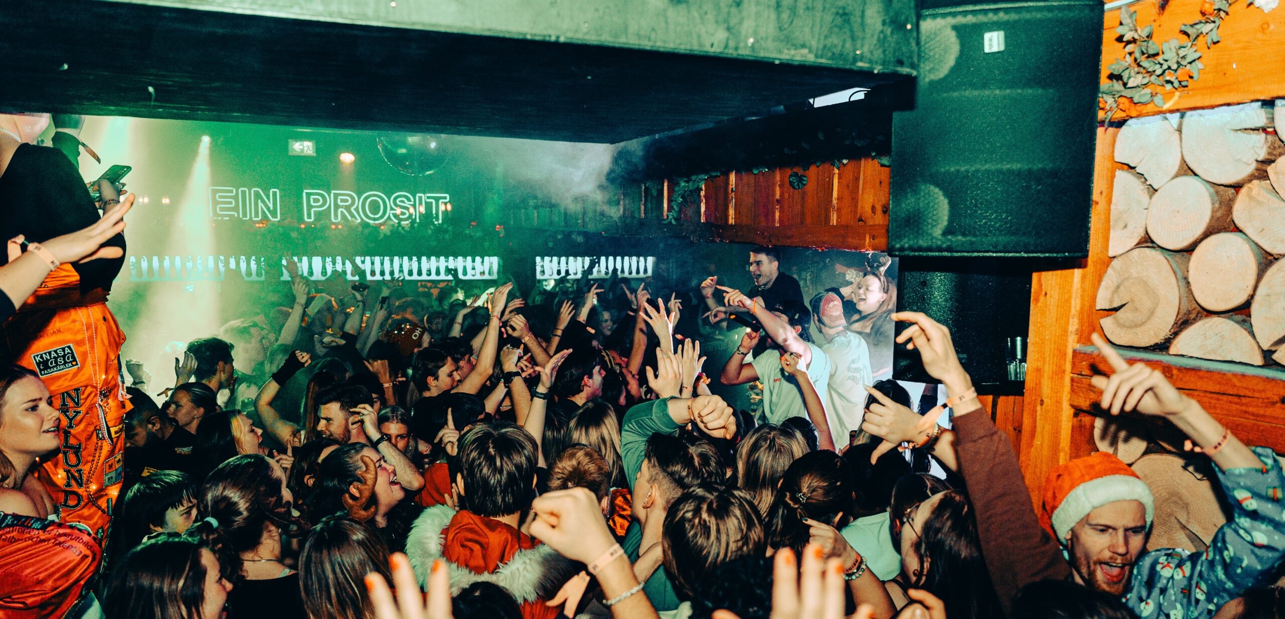 AABBD147-D78C-4E76-A92A-87980F05C4E2